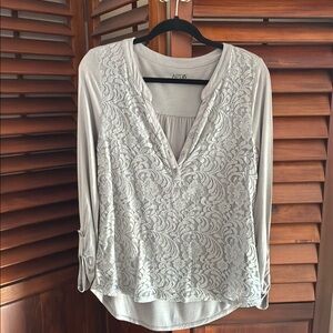 APT 9 Gray Embellished Lace Blouse Size M